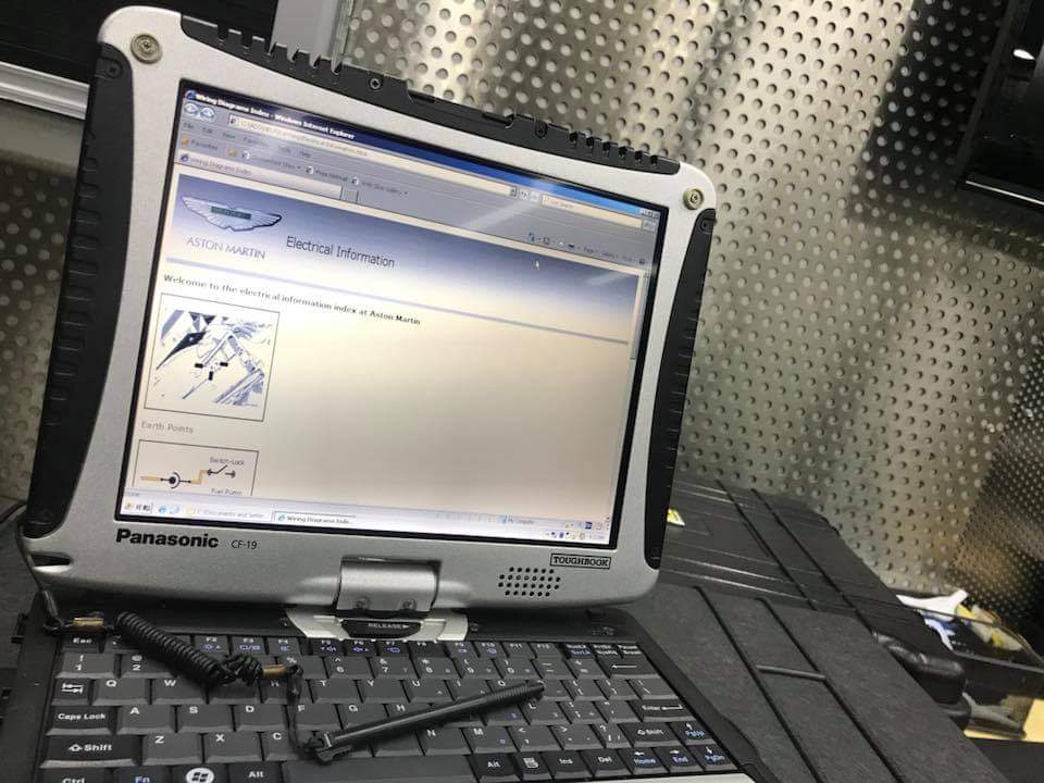 Aston Martin AMDS II VCI Diagnostic OBD Tester Tool - Image 4